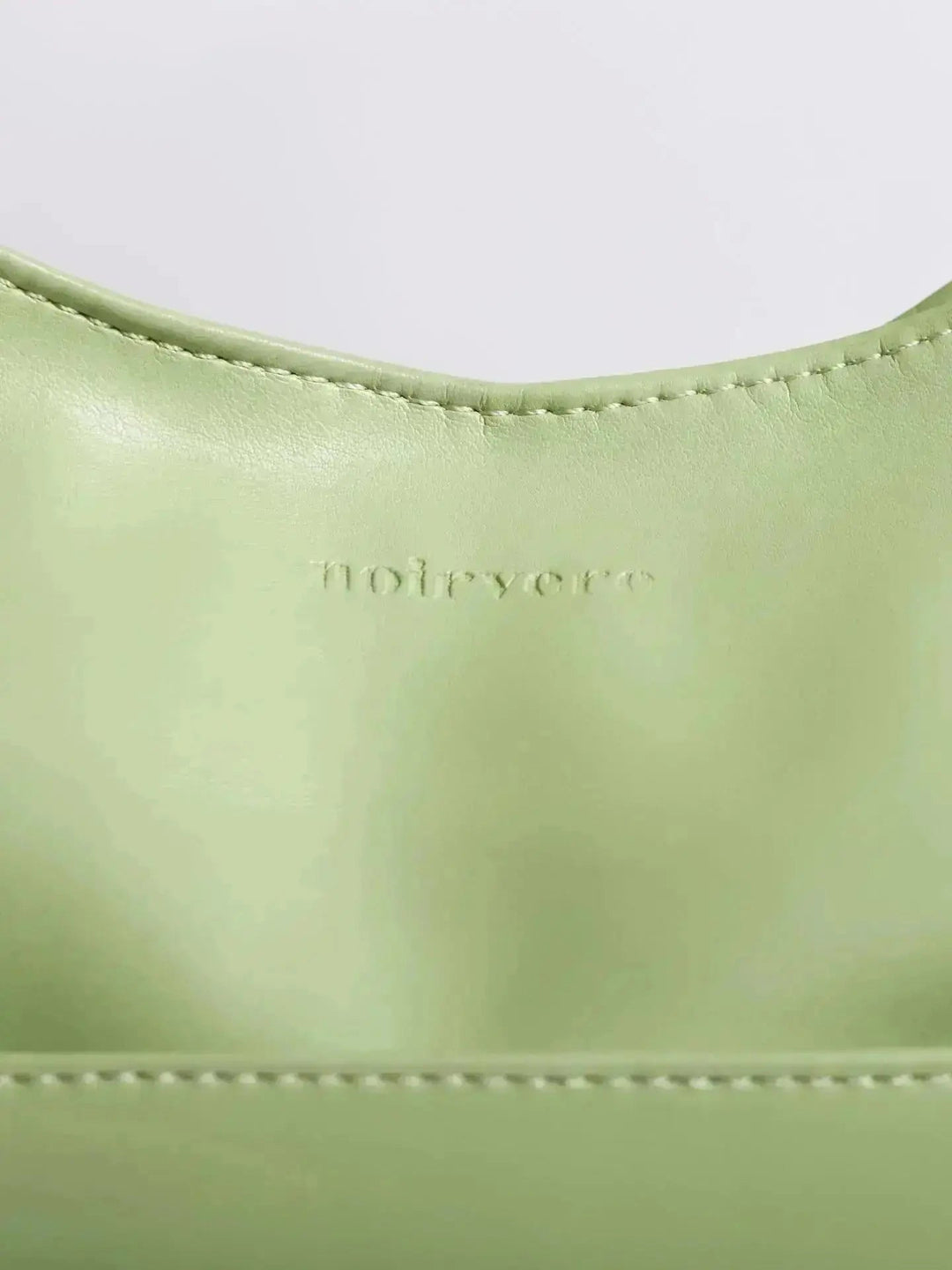 NOIR ESSENCE | BOLSO ELEGAMMA