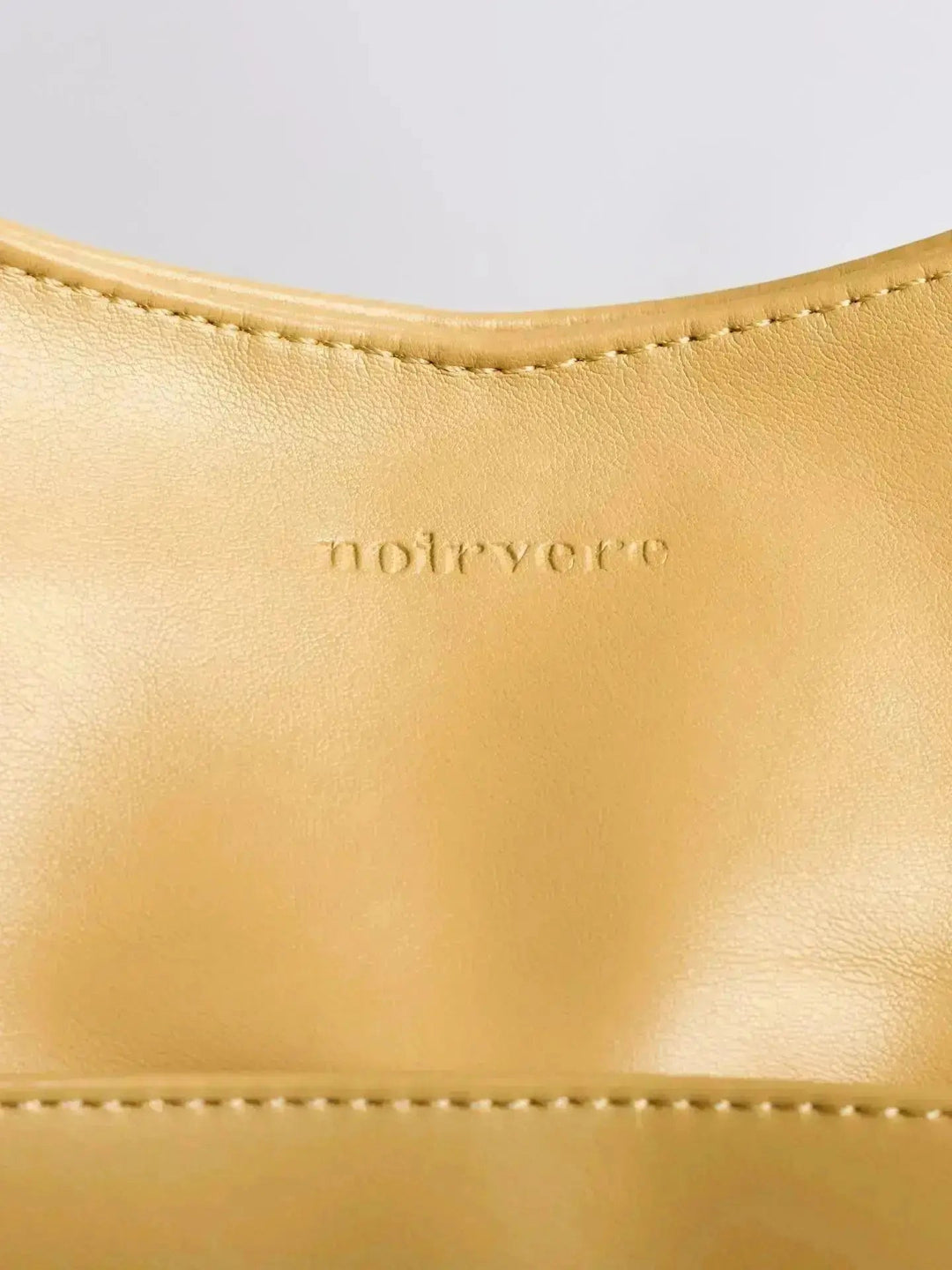 NOIR ESSENCE | BOLSO ELEGAMMA