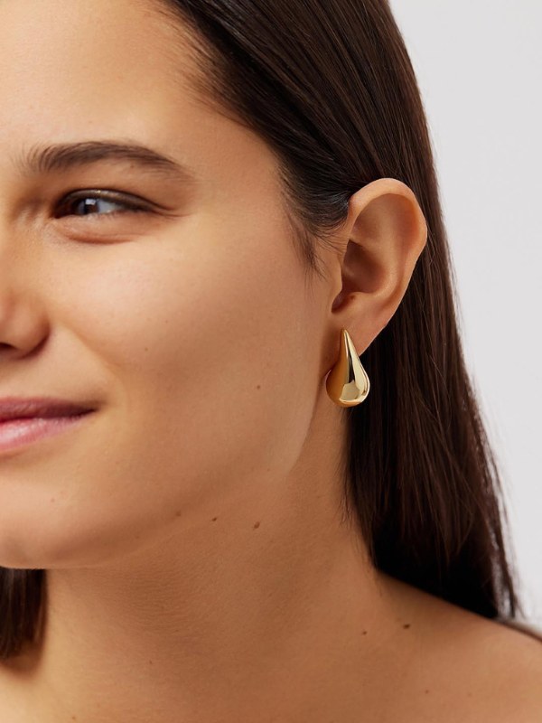 PENDIENTES GOTA ESCULTURAL