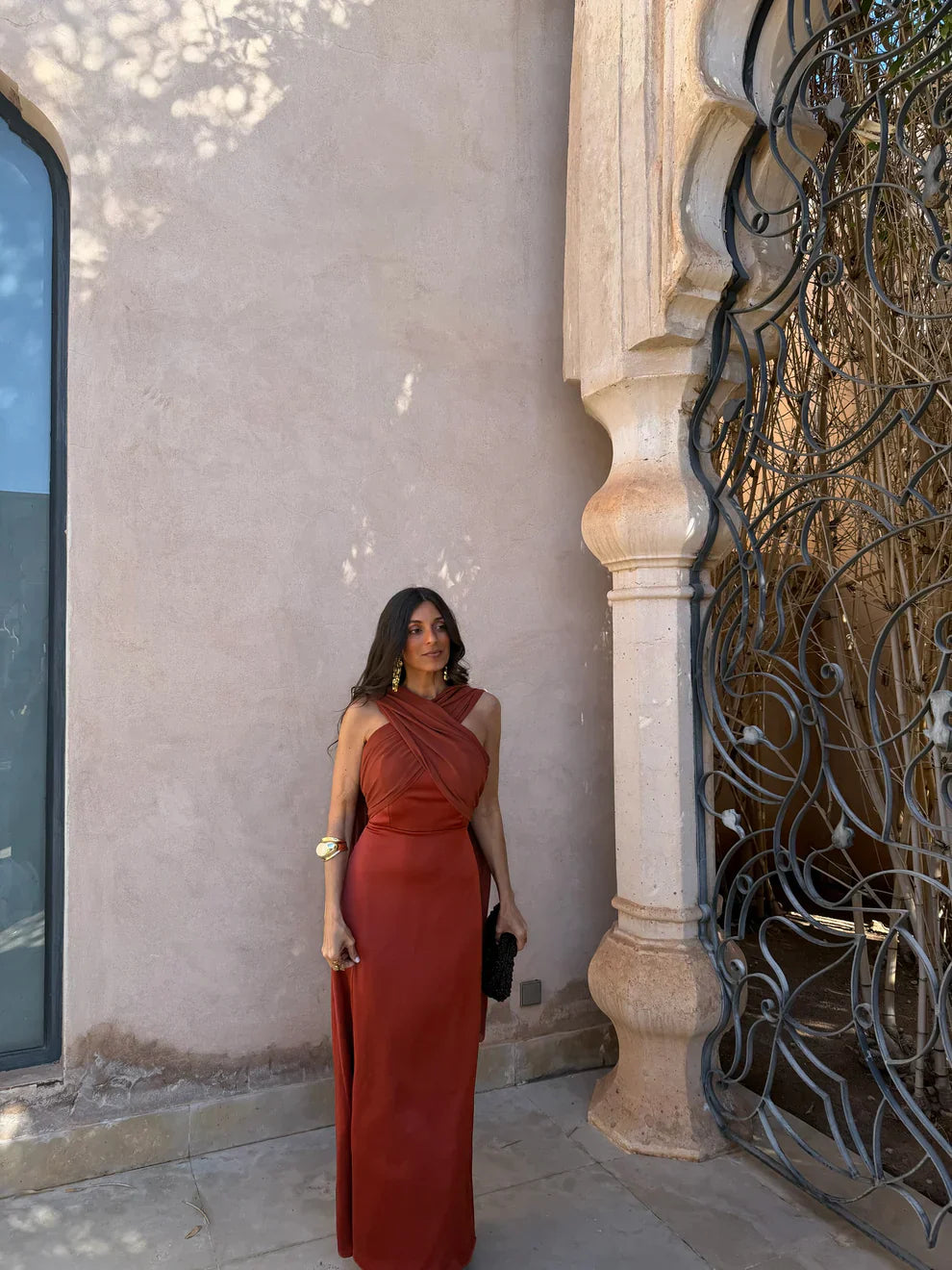 NOA | VESTIDO LISO VINTAGE CON LAZO Y CINTURA ALTA