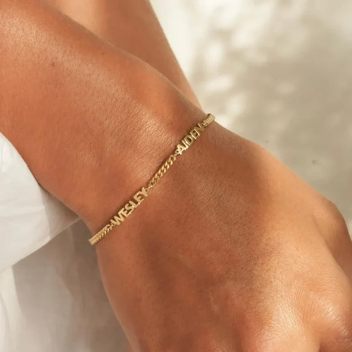Pulsera AUXANA con nombre personalizado