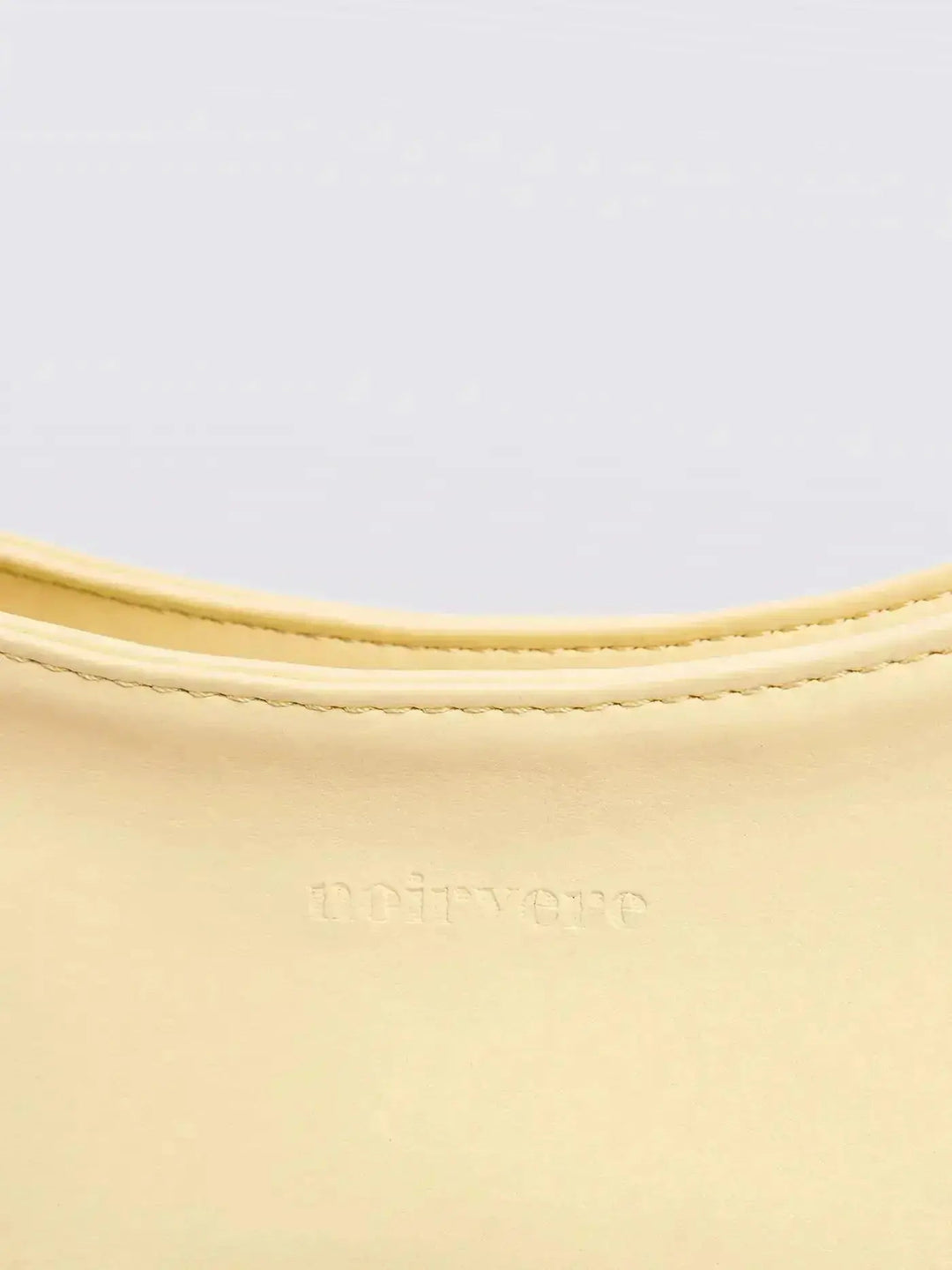 NOIR ESSENCE | BOLSO ELEGAMMA